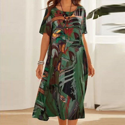 Vestido midi veraniego con estampado moderno