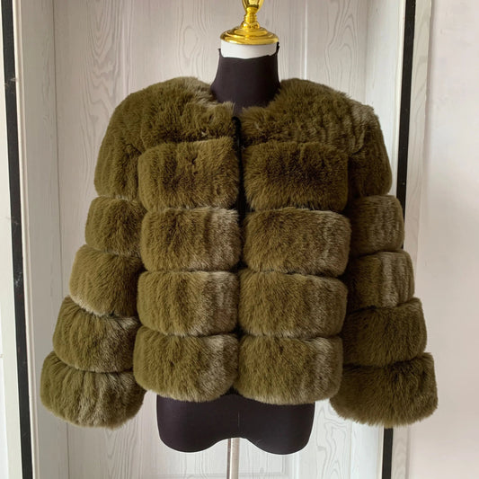 Elegante chaqueta de invierno de piel para mujer | Sari