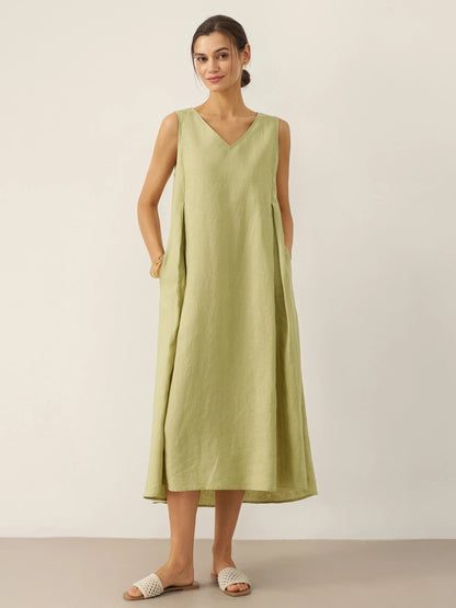 Vestido largo sin mangas con un modelo ancho para estilo veraniego
