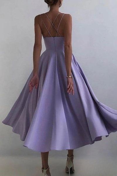 Maxi vestido con cuello en V y volantes
