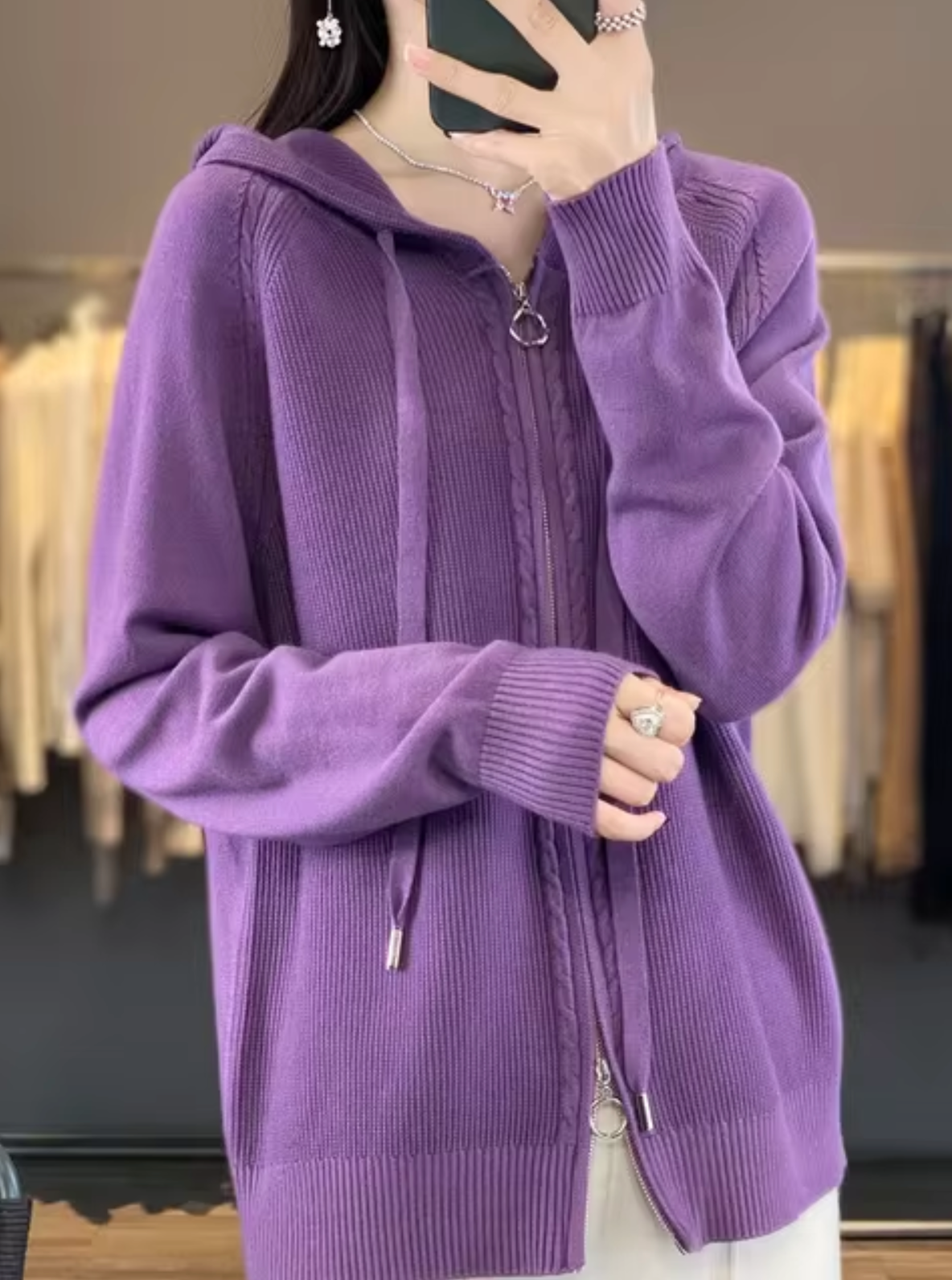 | Chaqueta de punto con capucha