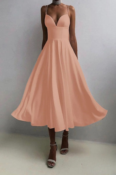 Maxi vestido con cuello en V y volantes