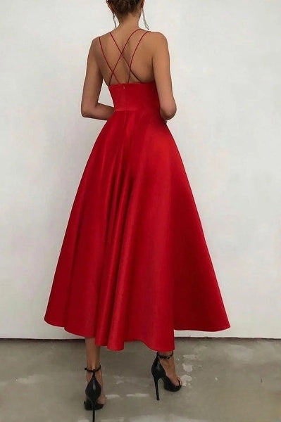 Maxi vestido con cuello en V y volantes