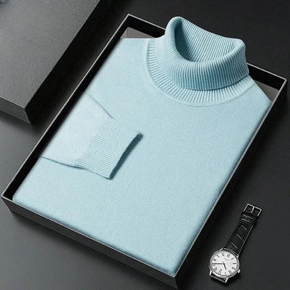 Moderno jersey de cuello alto entallado para el frío