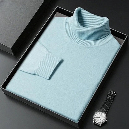 Moderno jersey de cuello alto entallado para el frío