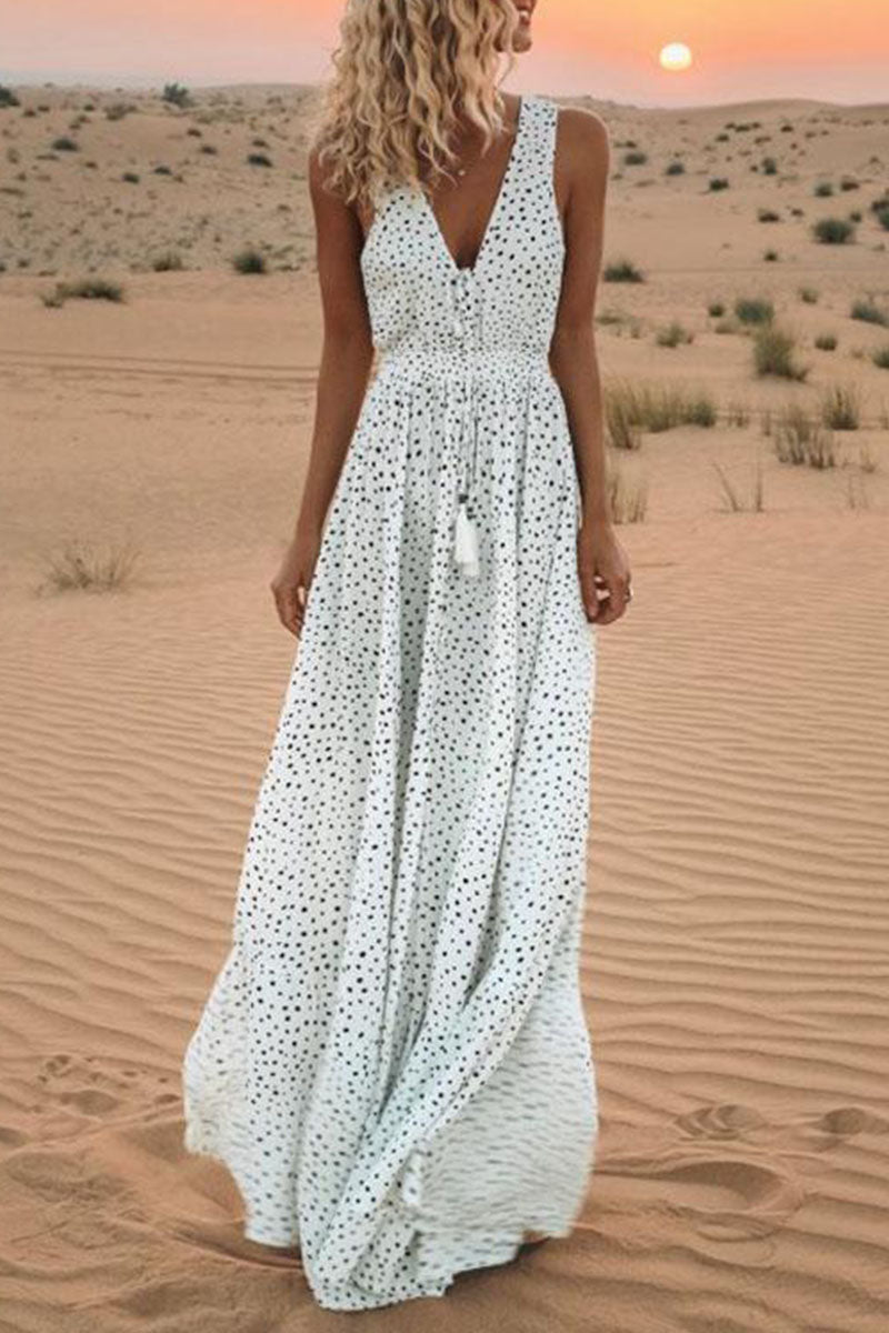 Vestidos de línea A con cuello en V y parches en lunares bohemios de moda