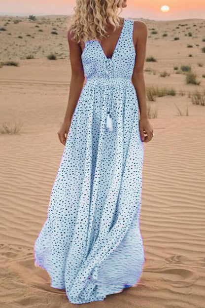 Vestidos de línea A con cuello en V y parches en lunares bohemios de moda