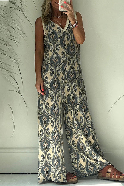 college-geometric-print-in-neck loose-fitting-jumpsuits