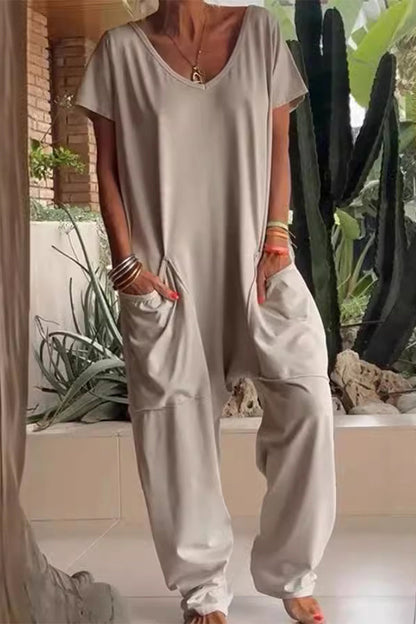 Casual everyday solid color loose-fit jumpsuits with pockets and neckline (8 colores)