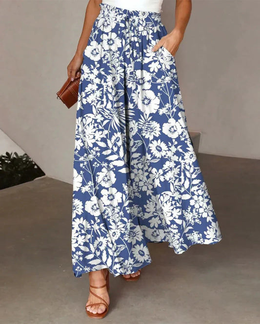 Pantalón ancho con estampado floral