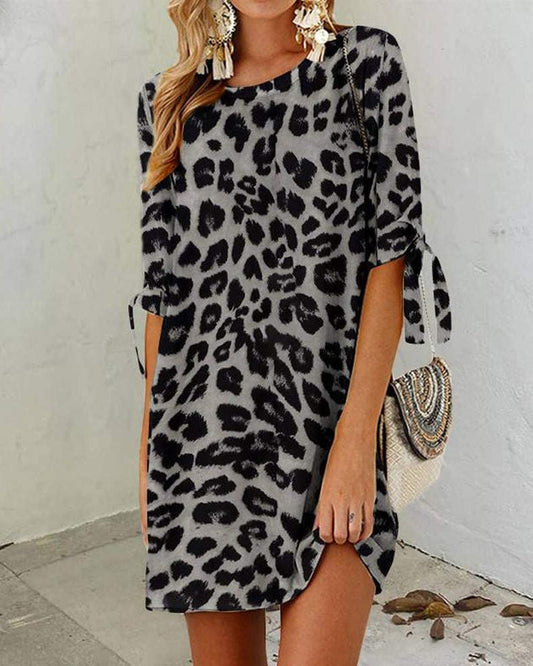 Vestido de cuello redondo de mujer con estampado de leopardo