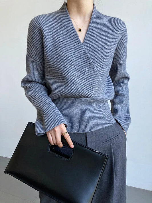 Sophie | Jersey clásico con escote atrevido para mujer