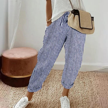 Pantalones casuales con rayas verticales