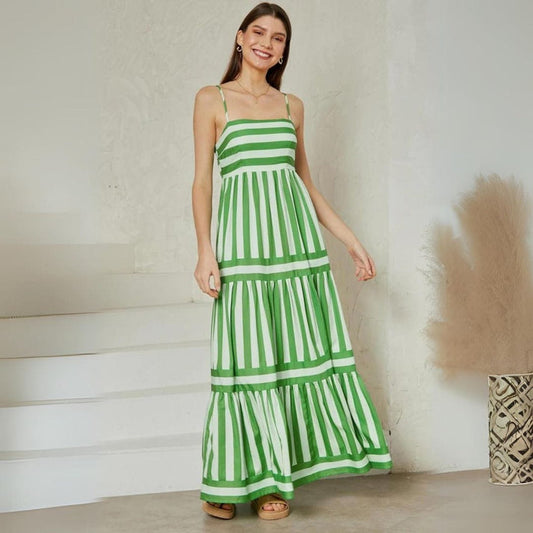 Vestido maxi fluido con estampado de rayas dinámico