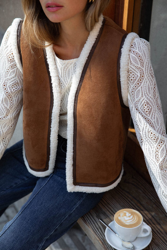 Elegante chaleco sin mangas para un look versátil