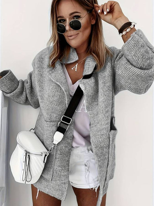 Comodidad y estilo: chaqueta versátil para el día a día