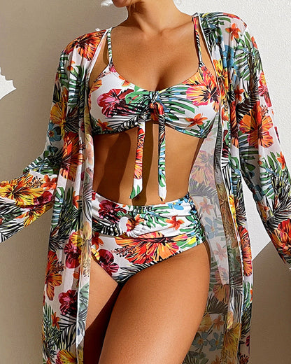 Daphne® | Conjunto de bikini de tres piezas con estampado floral