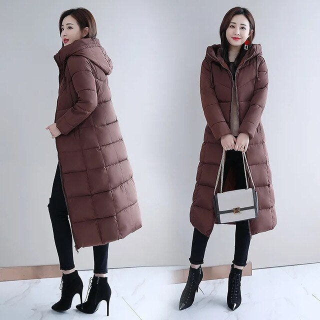 Chaqueta casual de plumón slim-fit con capucha para mujer | Ideal para otoño/invierno