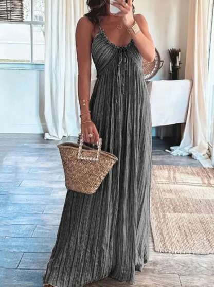 Maxi vestido con espalda recortada y tirantes de liga