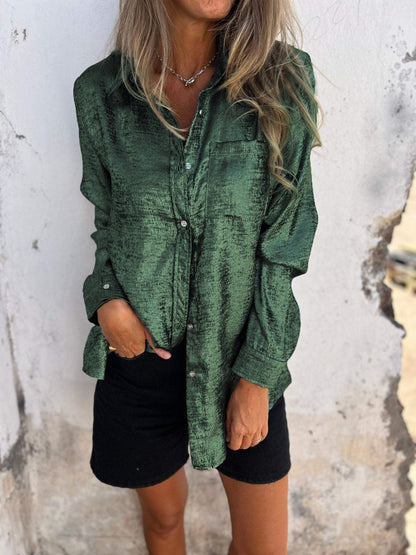 Blusa metálica de mujer con cuello