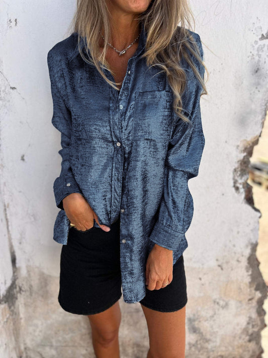 Blusa metálica de mujer con cuello