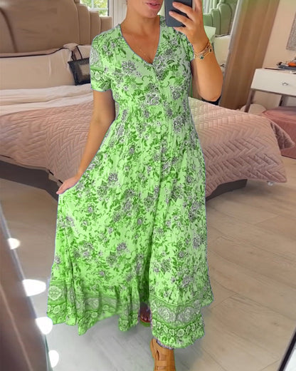 Vestido con estampado floral y escote en V