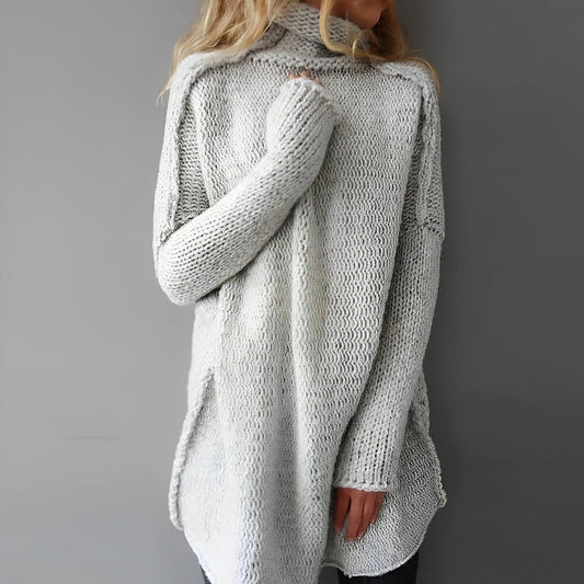 Natalia - Cálido jersey oversize de cuello alto para mujer