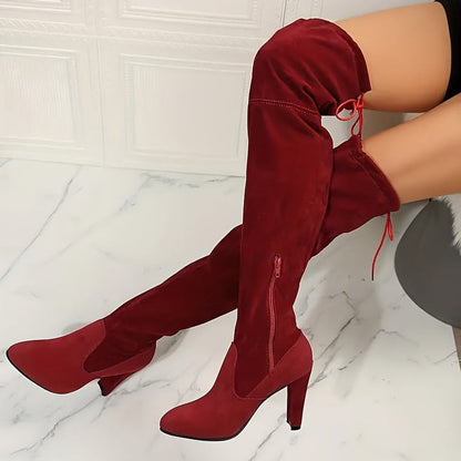 Elegantes botas largas para mujer