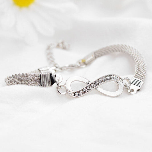 Elegante pulsera Infinity