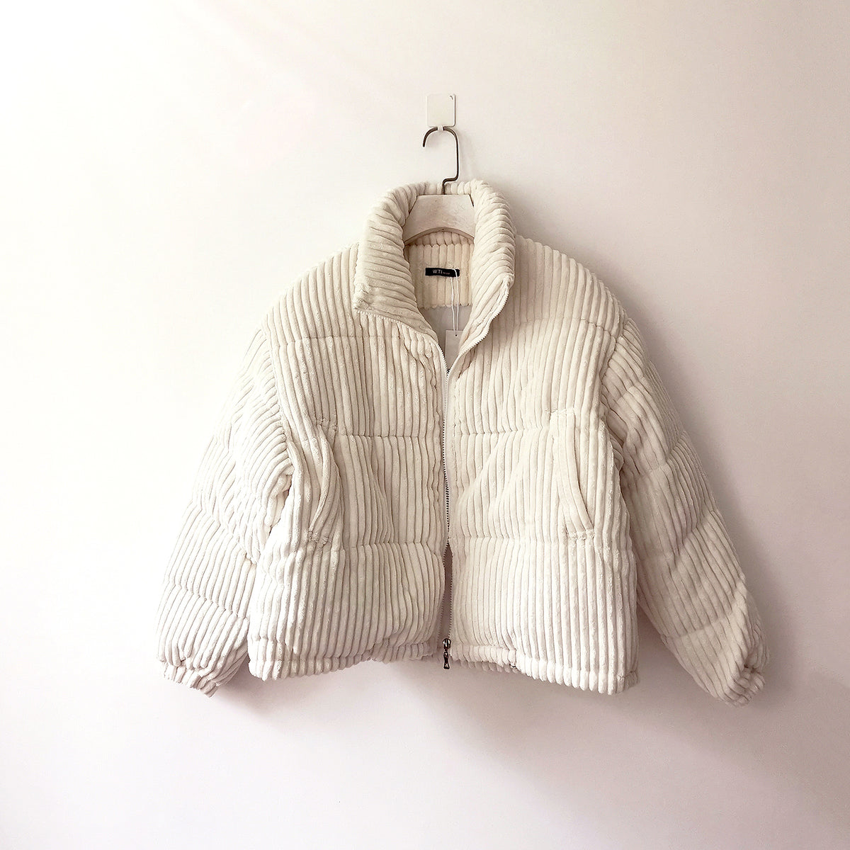 Chaqueta acolchada con cuello alto, crema, mujer