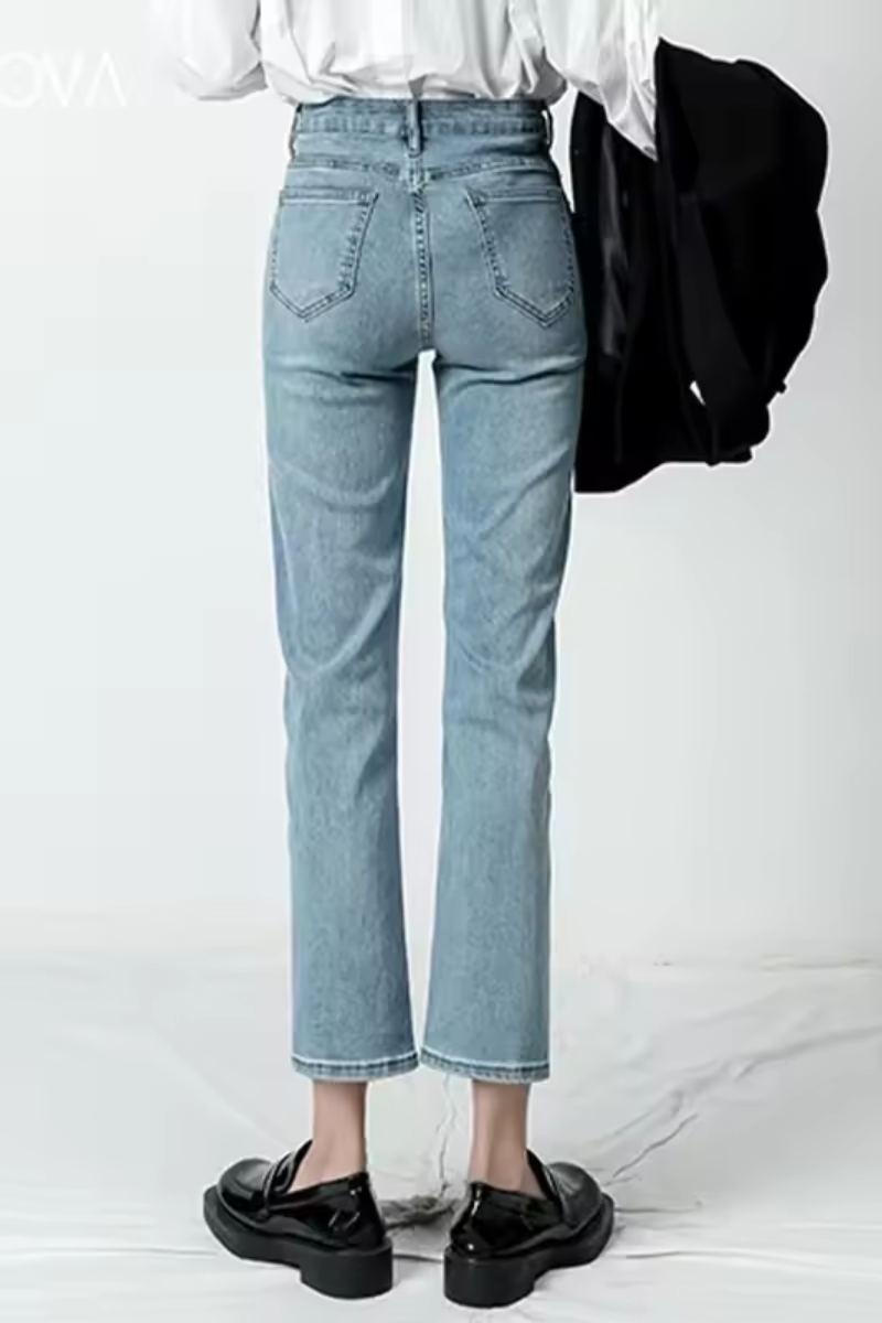 Clara | Vaqueros Vintage de cintura media para mujer