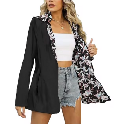 | Chaqueta reversible con capucha y estampado