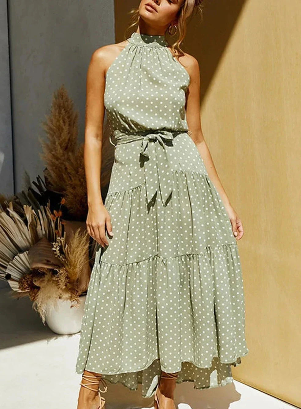 Vestido largo estampado con lazo en la cintura