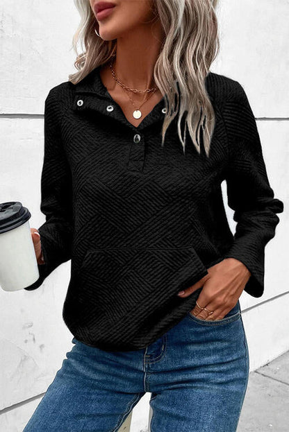 Elegante jersey que destaca por su discreta sencillez