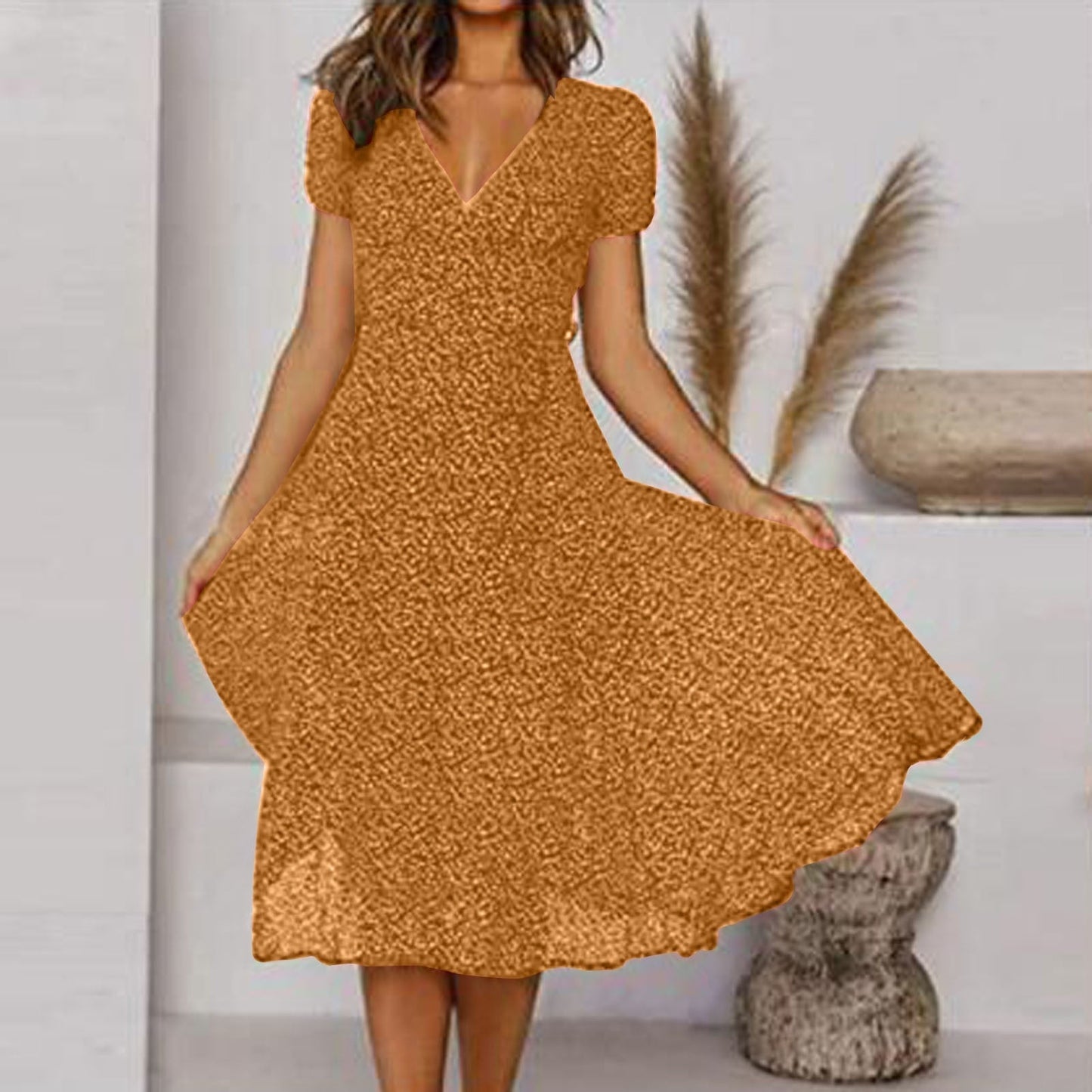 Aireado vestido de verano en línea A con escote en V