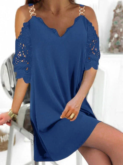 Vestido midi con encaje y hombros descubiertos
