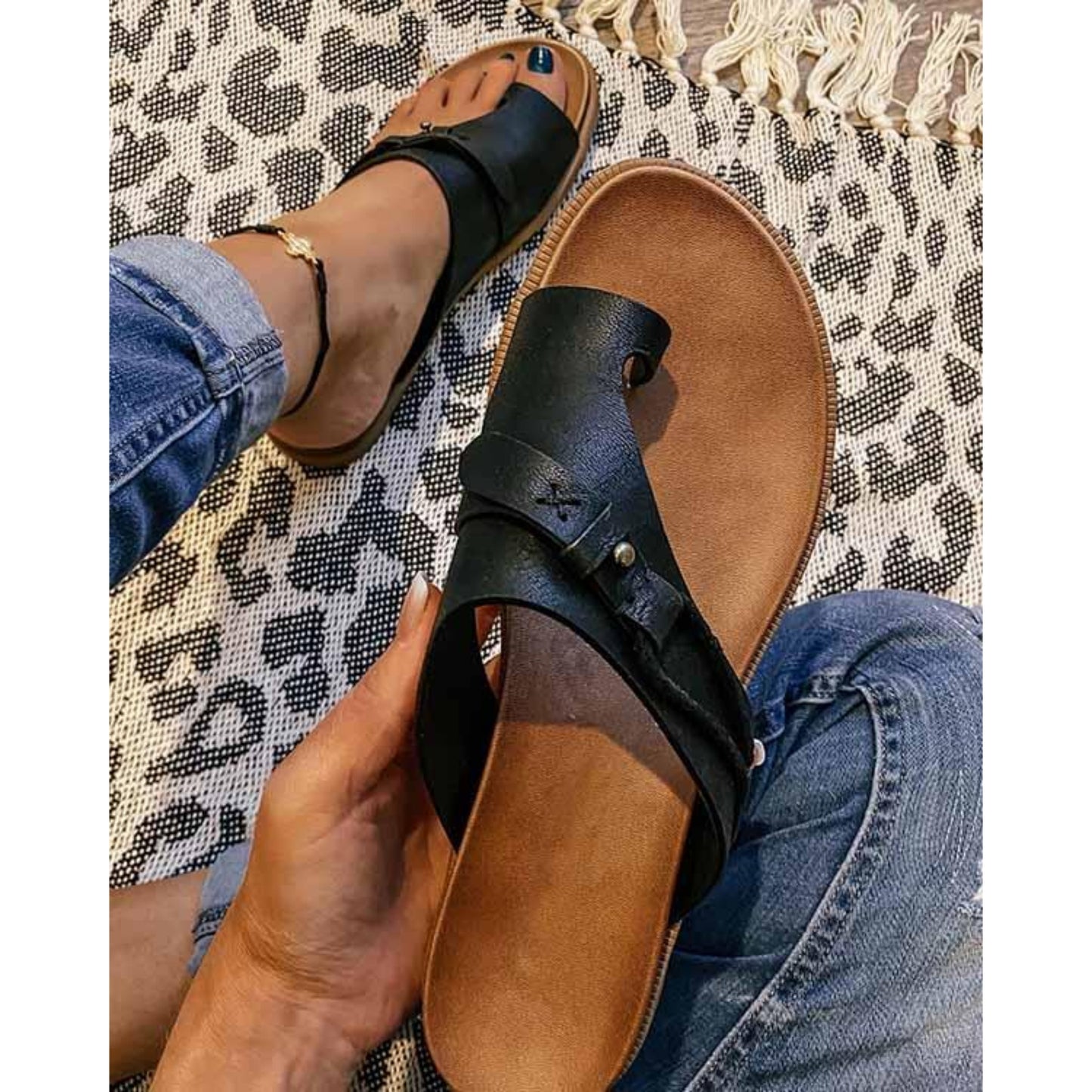 Hilda® | Sandalias de mujer con lazos entre los dedos