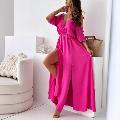 Elegante vestido largo con escote cruzado y abertura lateral fluida