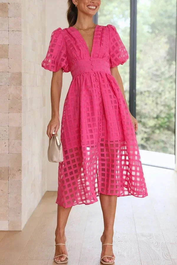 Vestido a cuadros con mangas fruncidas