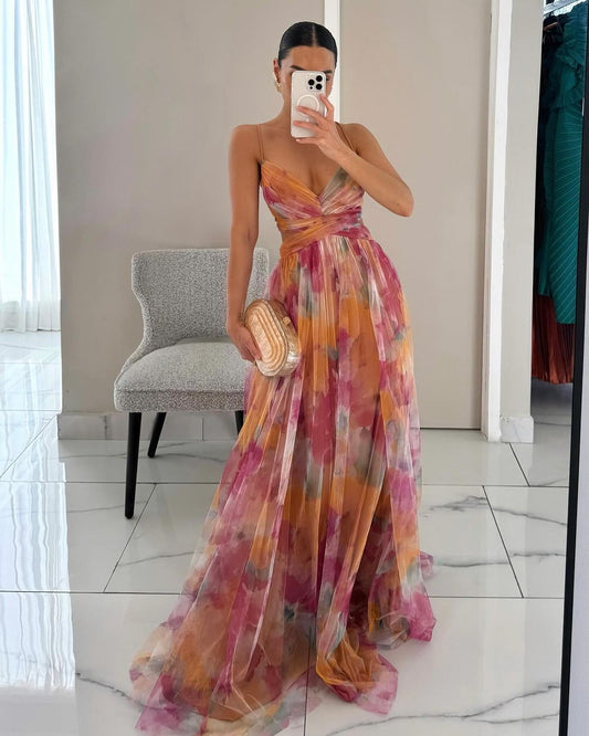 Elegante vestido largo con estampado floral