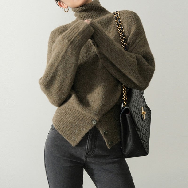 Jersey de mujer de cuello alto con botones