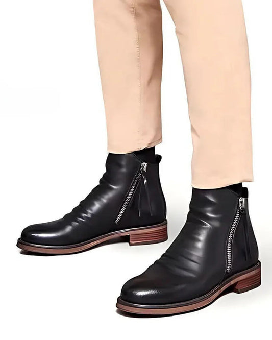 Botas de hombre clásicas y elegantes con detalle de cremallera