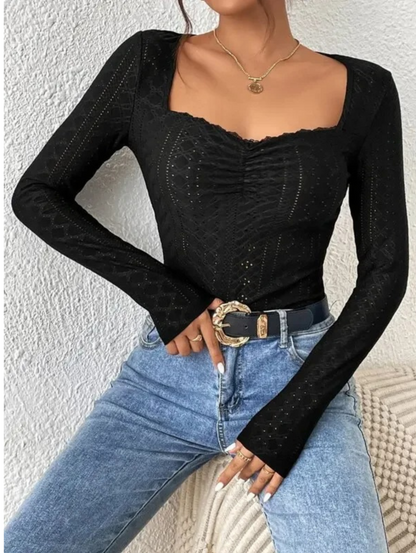 Yara | Top bordado de moda de manga larga