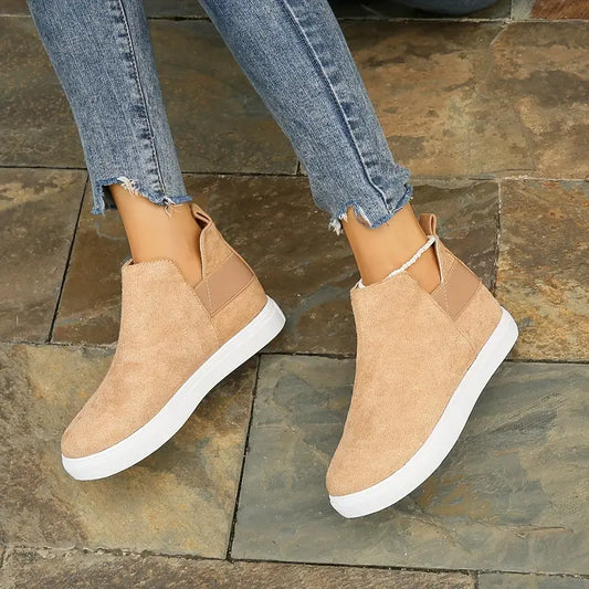 Zapatos | Slip-On Suede Ankle Boots