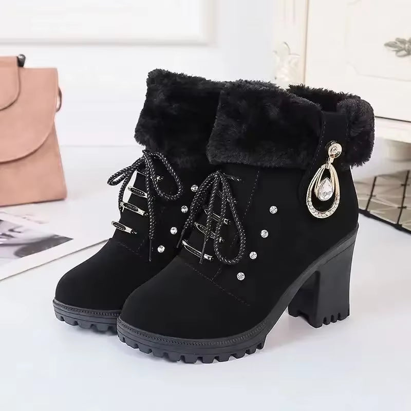 Elegantes botas de invierno para mujer con tacón