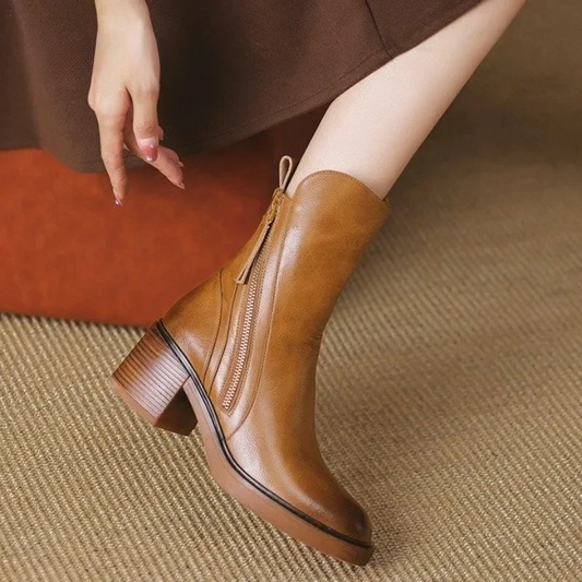 Elegantes botas de otoño para la mujer moderna