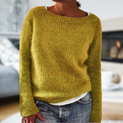 Un jersey moderno con un diseño sólido para ir a la moda