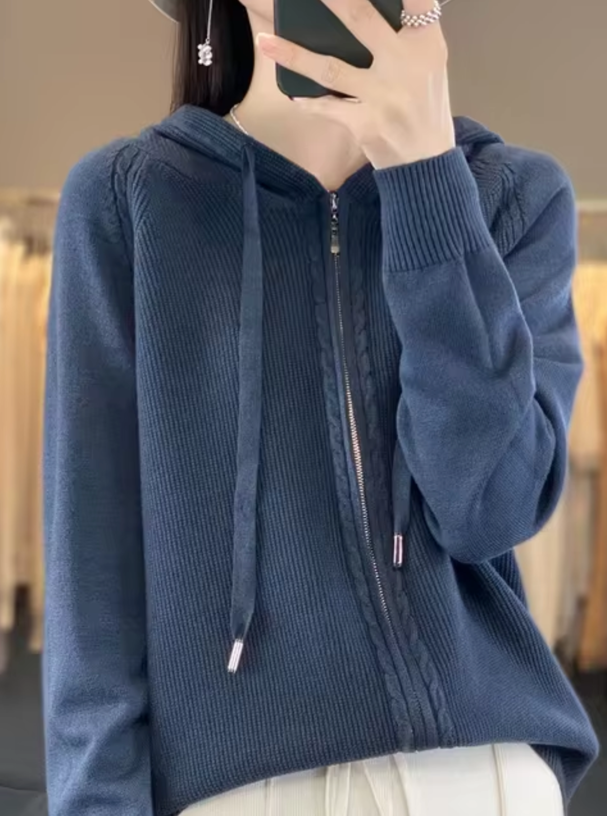 | Chaqueta de punto con capucha