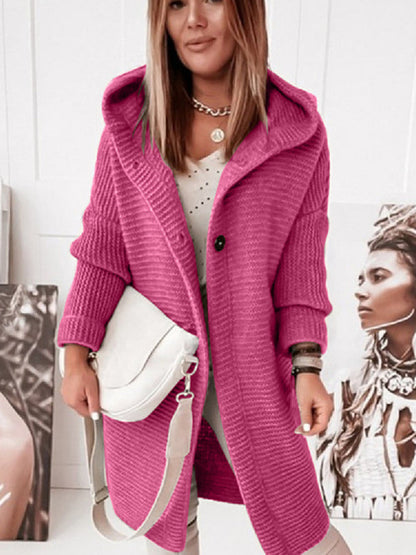 Moderno cárdigan para mujer con capucha y mangas largas: la longitud perfecta