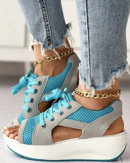 Sandalias Denisee Muffin con cordones y panel en contraste